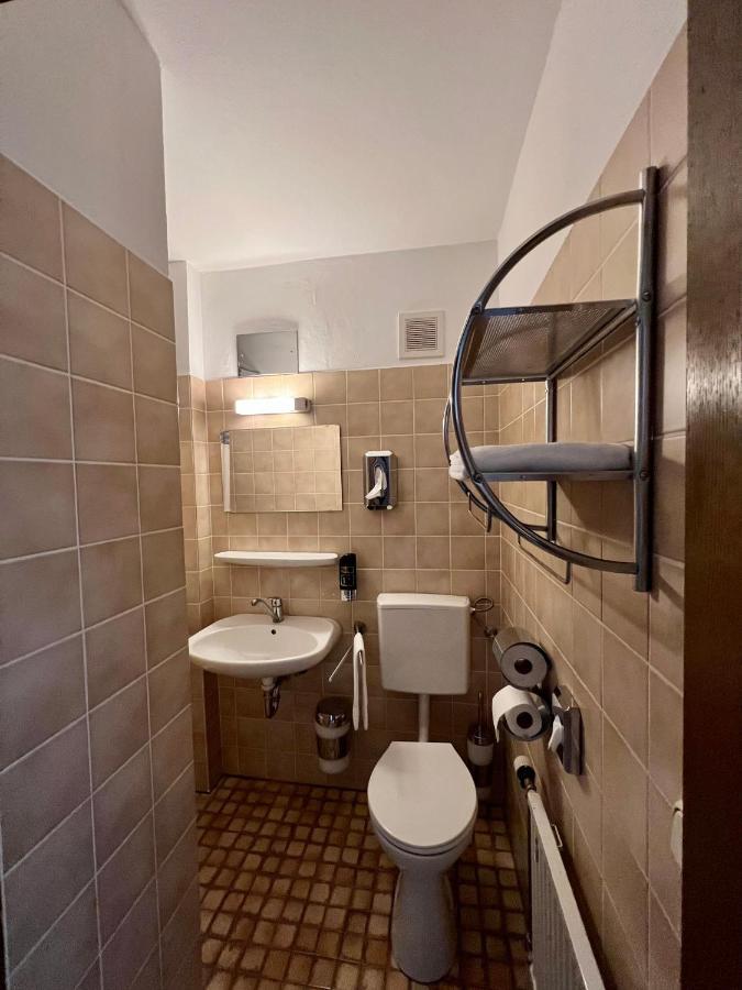 Hotel-Gasthof Deutschmeister Donauwörth Dış mekan fotoğraf