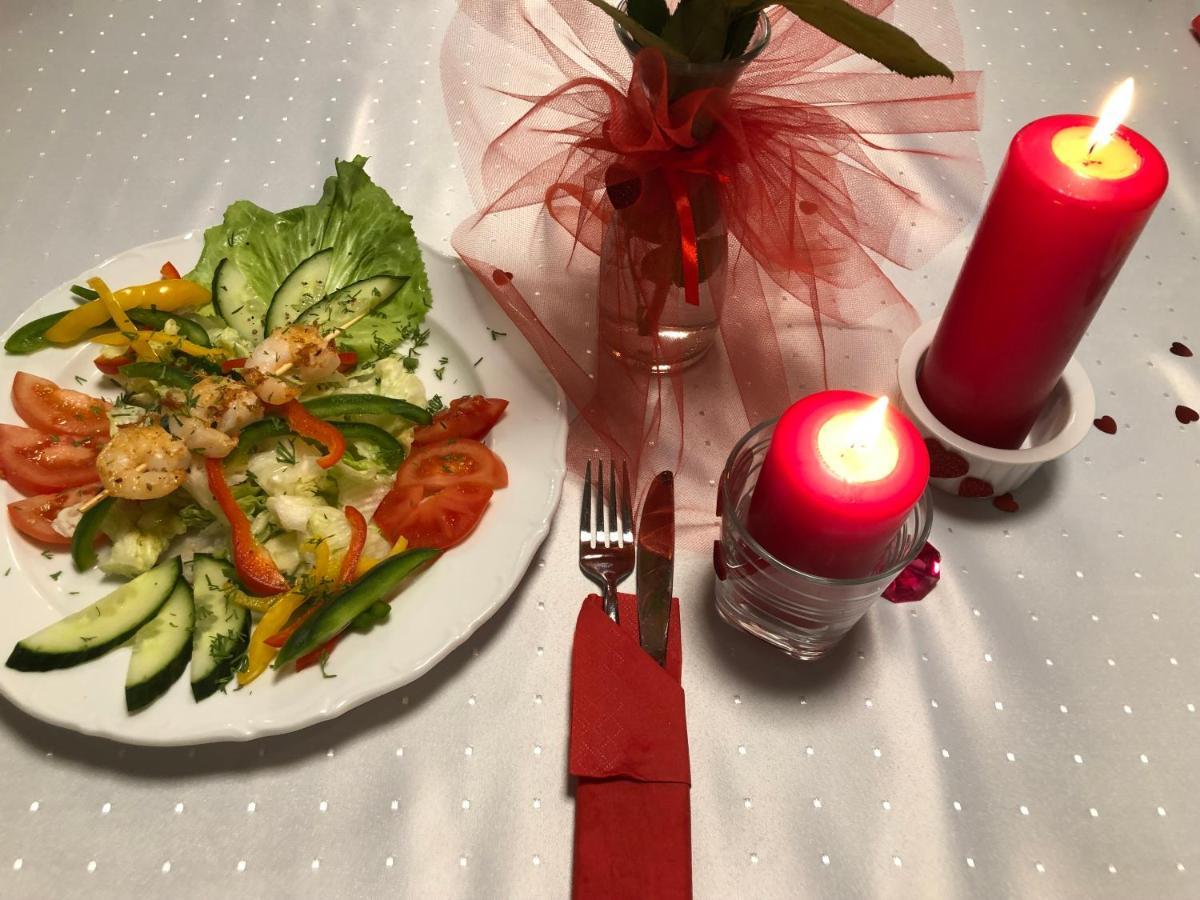 Hotel-Gasthof Deutschmeister Donauwörth Dış mekan fotoğraf