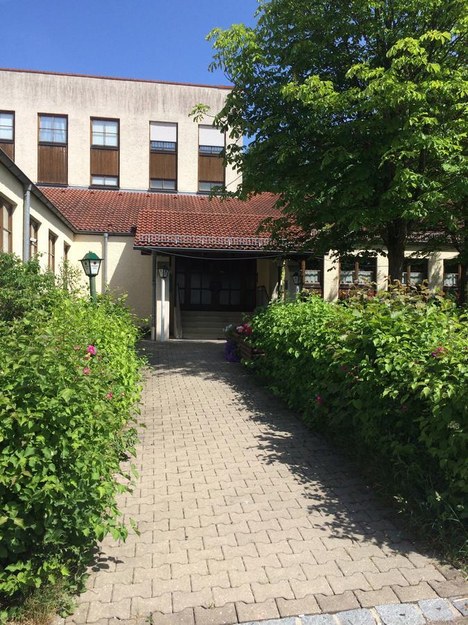 Hotel-Gasthof Deutschmeister Donauwörth Dış mekan fotoğraf